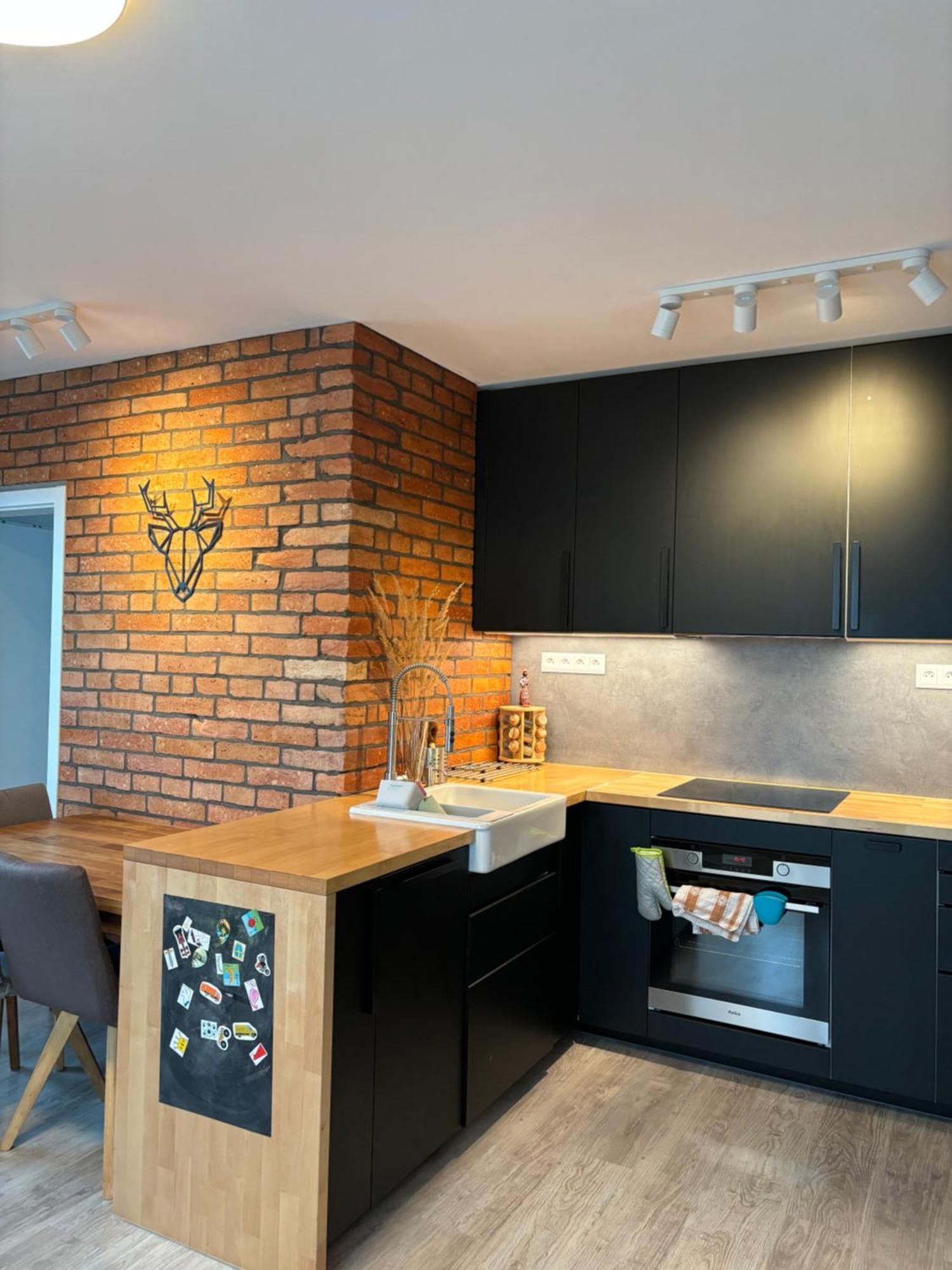 Premiere Apartment Bratislava - Private Parking Dış mekan fotoğraf