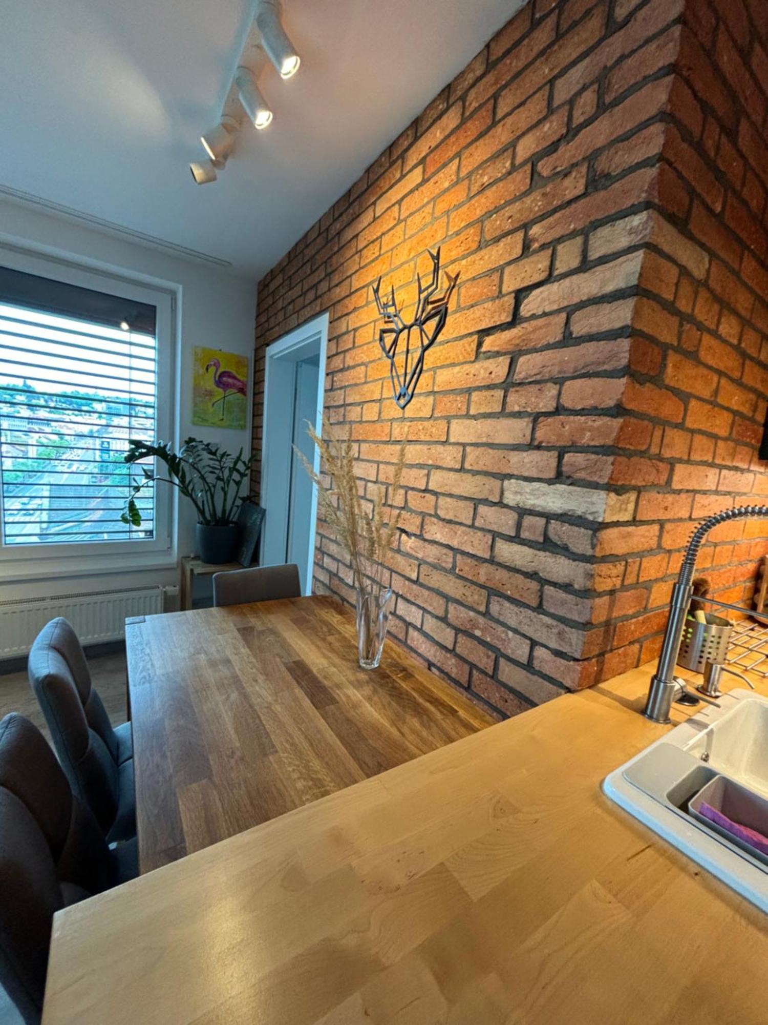 Premiere Apartment Bratislava - Private Parking Dış mekan fotoğraf